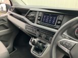 VOLKSWAGEN TRANSPORTER 2.0 110 TDI HIGHLINE 4 BERTH CAMPERVAN - 3054 - 33