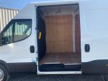IVECO DAILY IVECO DAILY 35S14 2.3D HPI 140BHP MWB ** HIGH ROOF ** AIR CON ** CRUISE CONTROL ** REAR WHEEL DRIVE ** - 3370 - 14