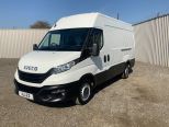 IVECO DAILY IVECO DAILY 35S14 2.3D HPI 140BHP MWB ** HIGH ROOF ** AIR CON ** CRUISE CONTROL ** REAR WHEEL DRIVE ** - 3370 - 3