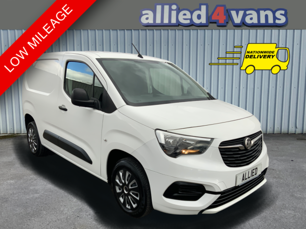 Used VAUXHALL COMBO 1.5 100 TURBO D BLUE L1H1 2300 SPORTIVE ** CRUISE CONTROL ** AIR CON ** REVERSE SENSORS ** for Sale