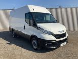 IVECO DAILY IVECO DAILY 35S14 2.3D HPI 140BHP MWB ** HIGH ROOF ** AIR CON ** CRUISE CONTROL ** REAR WHEEL DRIVE ** - 3370 - 12