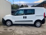 VAUXHALL COMBO 1.3 CDTI 5 SEATER COMBI CREW VAN ** LOW MILEAGE ** EURO 6 ** - 3155 - 5