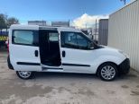VAUXHALL COMBO 1.3 CDTI 5 SEATER COMBI CREW VAN ** LOW MILEAGE ** EURO 6 ** - 3155 - 12
