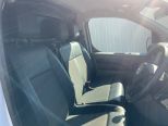 VAUXHALL VIVARO 1.5 100BHP L2H1 2900 DYNAMIC ** LONG WHEELBASE ** AIR CON ** CRUISE CONTROL ** REVERSE SENSORS ** - 3379 - 35
