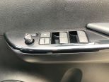 TOYOTA HI-LUX 2.8 DIESEL INVINCIBLE X AUTO  4WD ** ROLL N LOCK ** SPORTS BARS ** - 3436 - 19