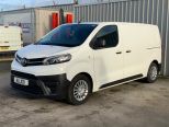 TOYOTA PROACE 1.5D MWB ACTIVE + A/C + TAILGATE - 3191 - 3